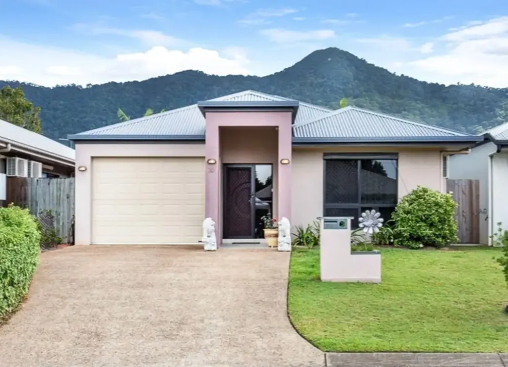 SPACIOUS FAMILY HOME IN SOUGHT AFTER MOUNT SHERIDAN!