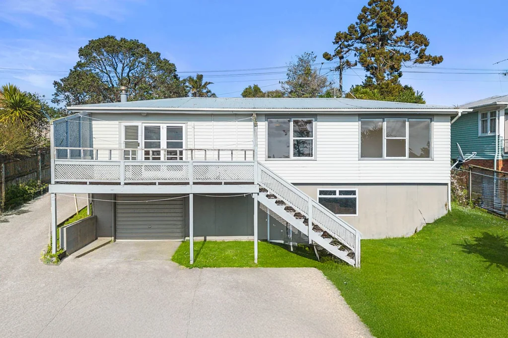 1/543 East Coast Road, Browns Bay, North Shore City, Auckland