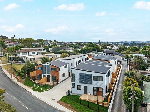 Massey 3房  Spacious & Stylish 3-Bedroom Homes + Garage!