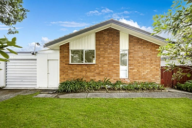 Hillcrest 3બેડરૂમ Brick & Tile  Perfect First Home Choice