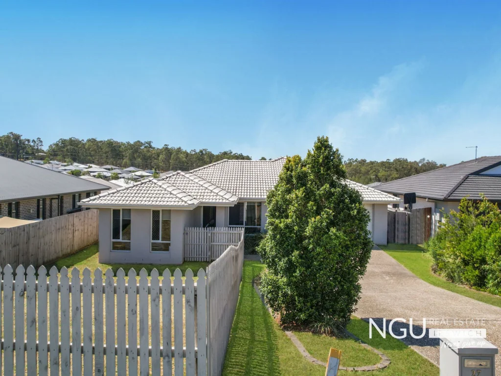 27 Essex Street, Karalee, QLD 4306
