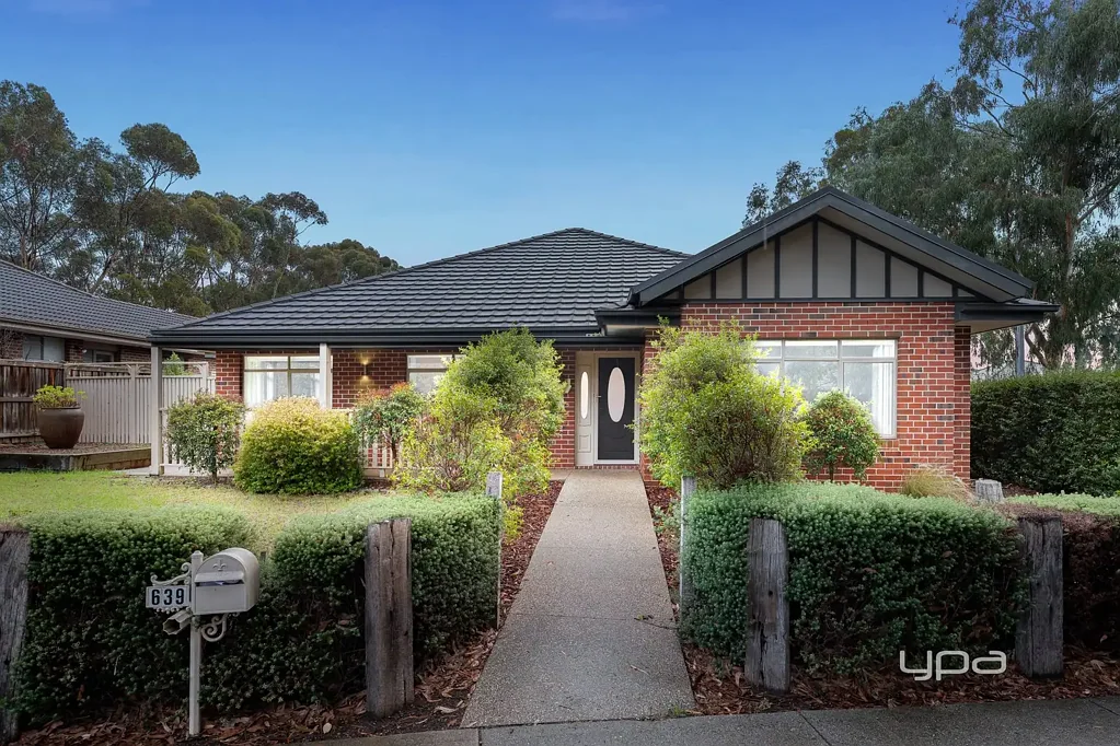 Eynesbury 4房 Eynesbury中心宁静社区 主卧带步入式衣帽间 宽敞厨房烧烤区 双车库直通通道 The Perfect Blend of Space, Comfort and Lifestyle on 720m2 of land