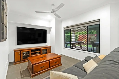 5 Malekula Close, Bentley Park, QLD 4869, 4房, 2浴, House