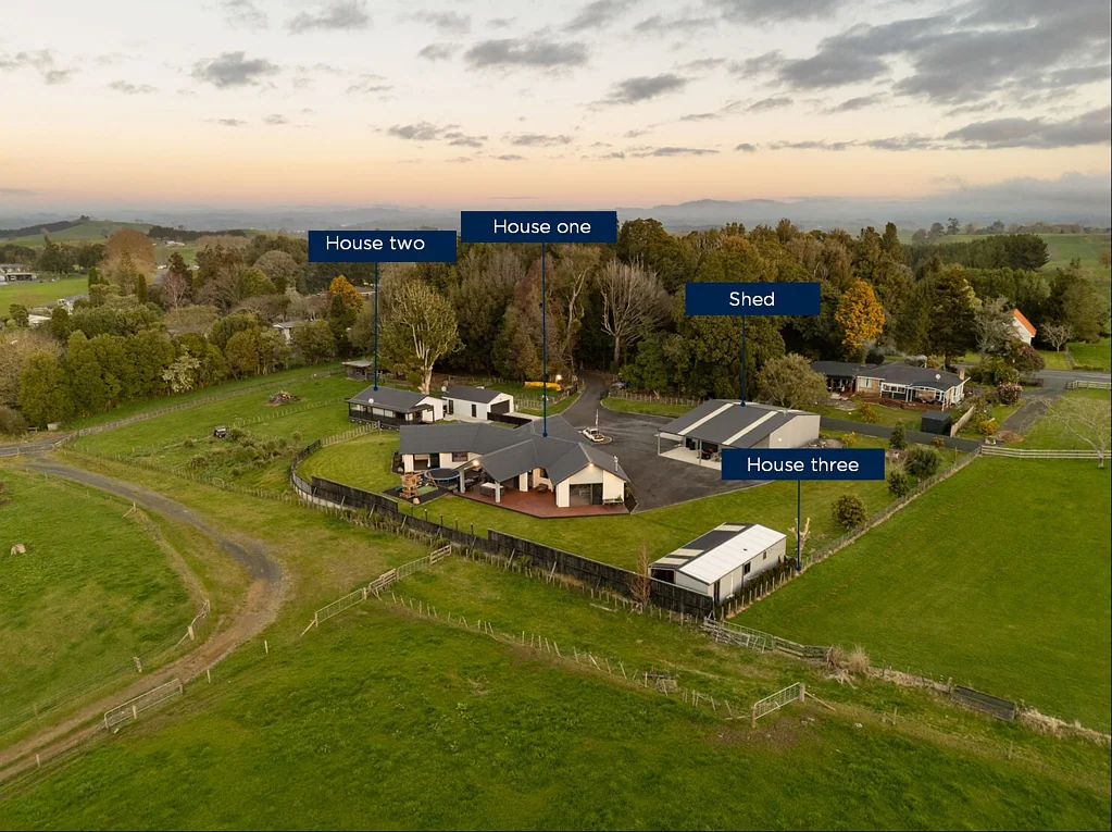 Pukeatua Three dwellings and substantial shedding