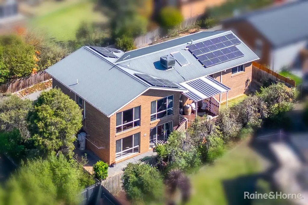 9A Vaughan Street, Sunbury, VIC 3429