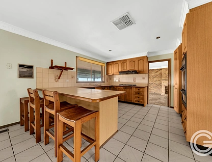 1715 South Gippsland Highway, Cranbourne East, South East Melbourne, 4 habitaciones, 2 baños, House