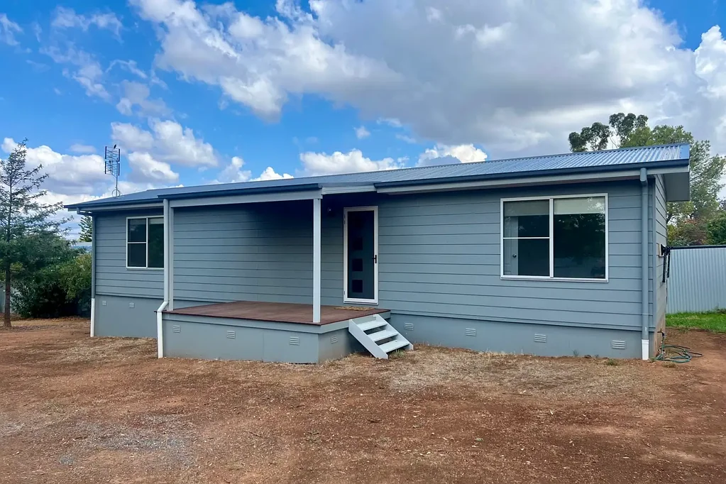 FRESH, MODERN & MOVE-IN READY