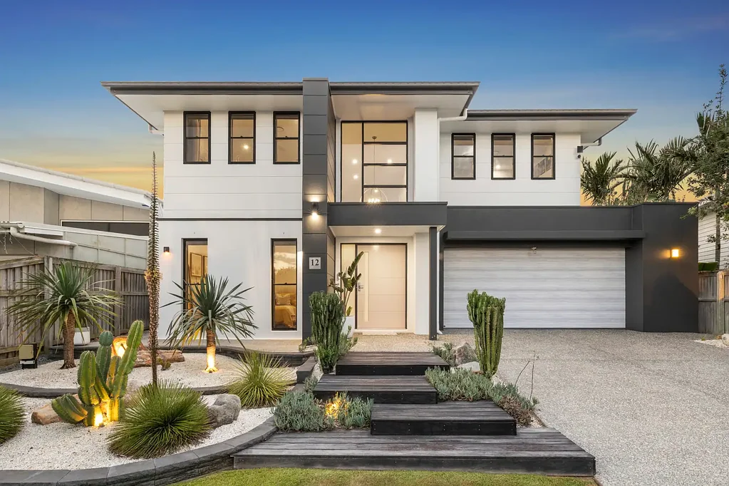 Casuarina 4chambre Beautifully Maintained Family Home in a Prime Casuarina Location