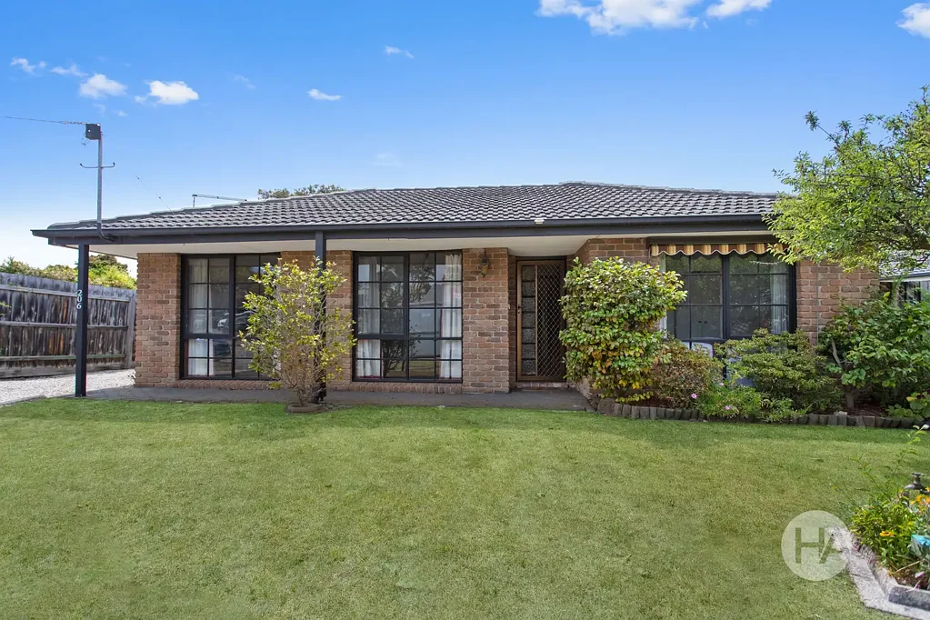 206 Karingal Drive, Frankston, VIC 3199