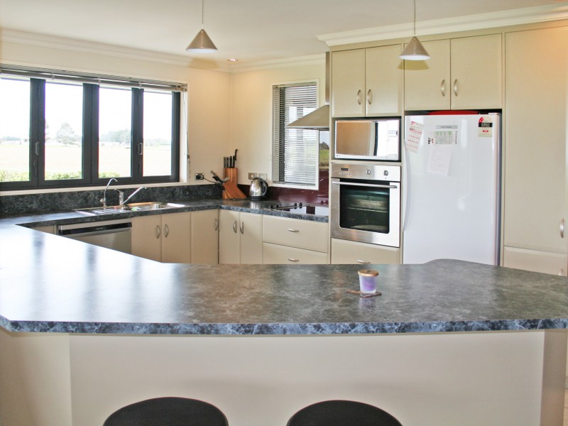 115 Mill Road South, Seaward Bush, Invercargill, 4部屋, 0バスルーム