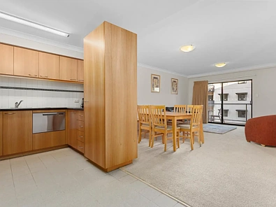 32/128 Mounts Bay Road, Perth, WA 6000, 2房, 2浴, Apartment