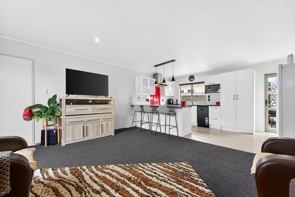 Tuakau 3房  Vacant - Overseas Vendors Want This Sold!