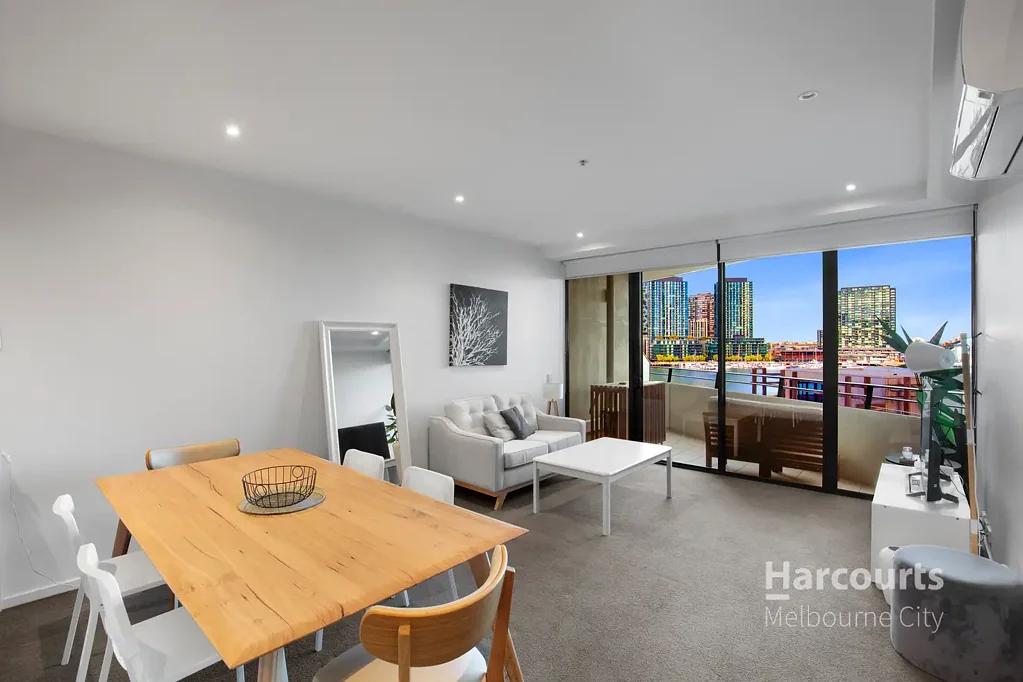 Palladio Perfection: Harbour Views & Fully Furnished!