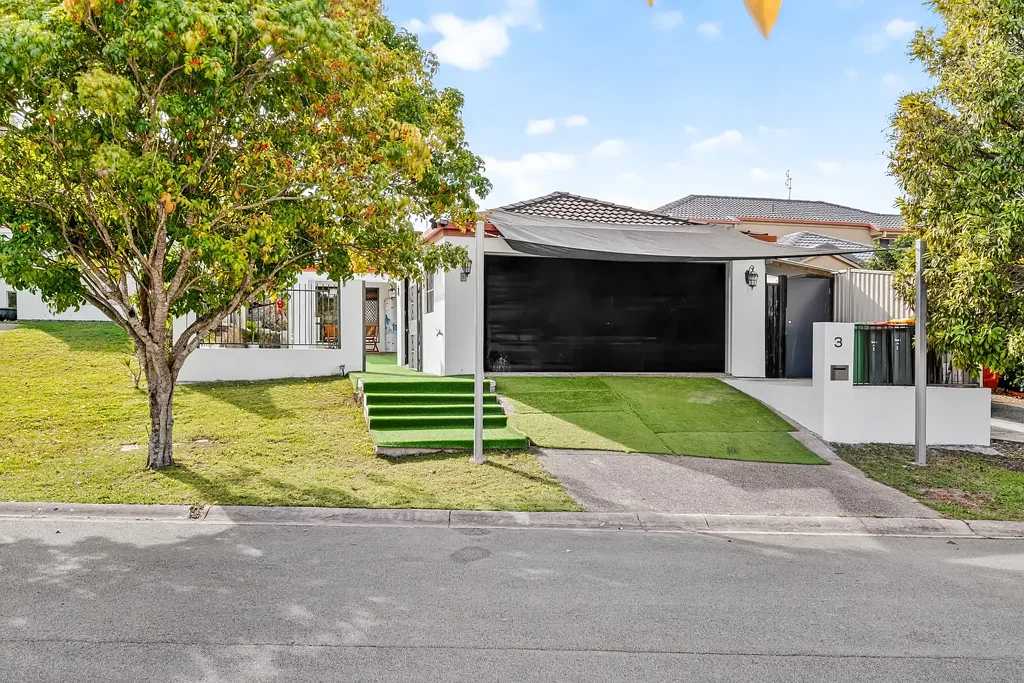Nerang 5Kwarto Spacious Family Living with Dual-Living Potential in a Peaceful Cul-de-Sac