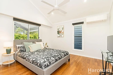 74 Pacific Haven Circuit, Pacific Haven, QLD 4659, 4房, 3浴, House