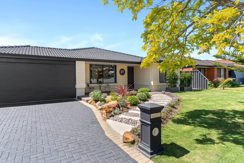 27 Pastrana Crescent, Port Kennedy, WA 6172