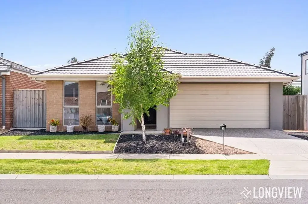 Marvellous in Manor Lakes