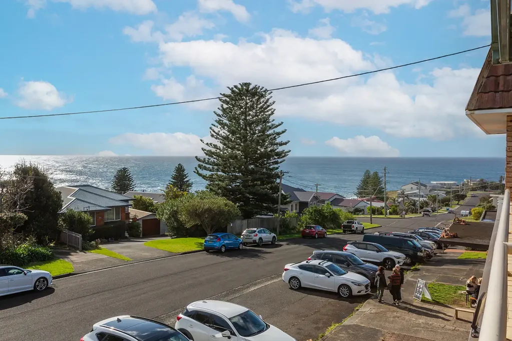 2/4 Tingira Crescent, Kiama, NSW 2533