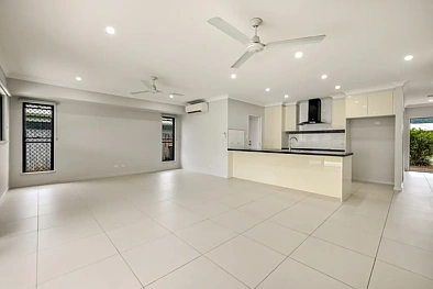 Silid Pahingahan - 22 BULLERINGA LOOP, MOUNT PETER QLD 4869