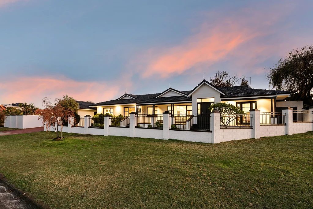 2 Widdicombe Street, Melville, WA 6156