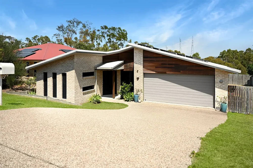 42 Dartmouth Close, Clinton, QLD 4680