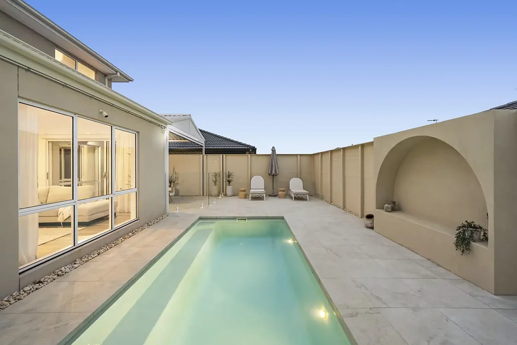 Fraser Rise 4Zimmer CONTEMPORARY FAMILY LIVING WITH RESORT-STYLE ENTERTAINING