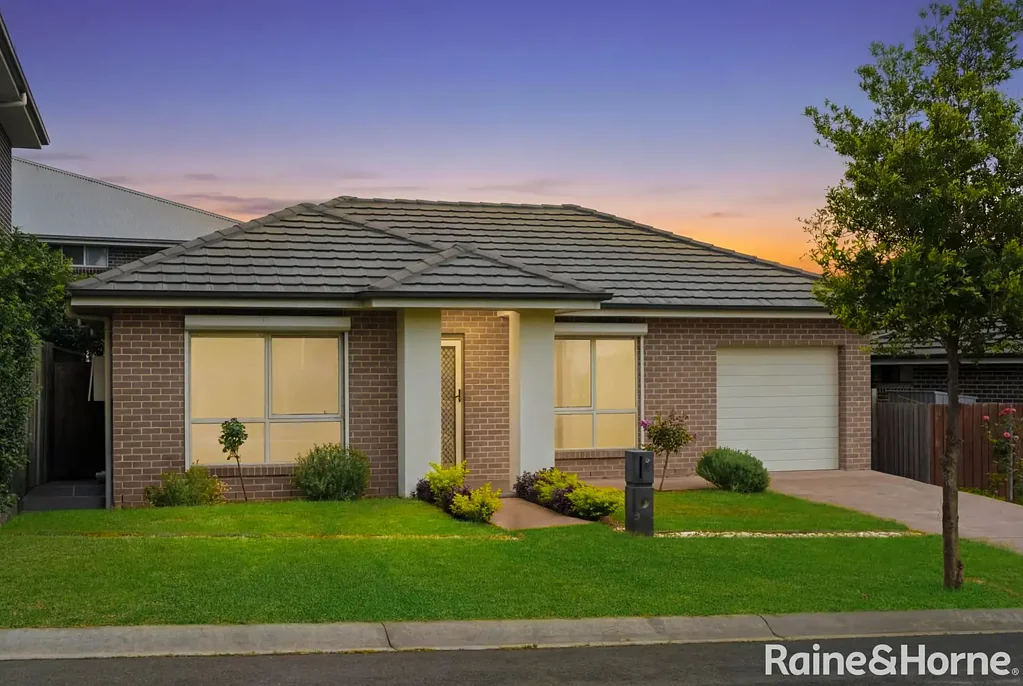 1 Russell Street, Oran Park, NSW 2570
