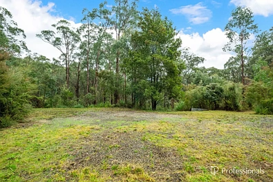 Mcmahons Creek  YOUR GATEWAY TO BUSHLAND BLISS