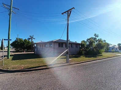 29 Gordon St, Ayr, QLD 4807, 3 Bedrooms, 2 Bathrooms, House