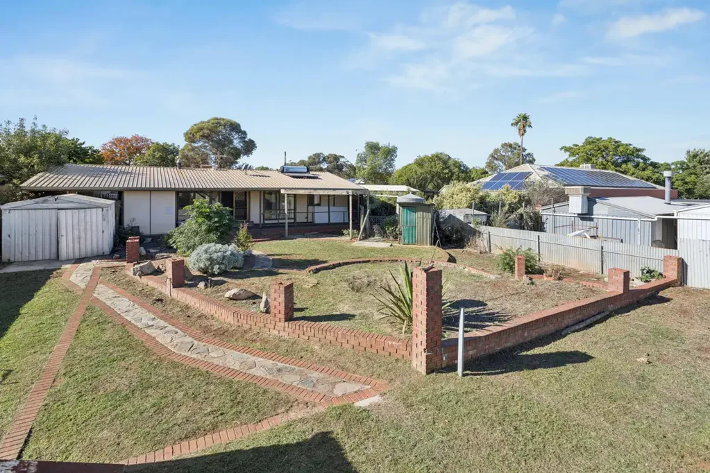 Elizabeth Downs 3ห้องนอน Large Allotment With Approved Plans for Three Dwellings