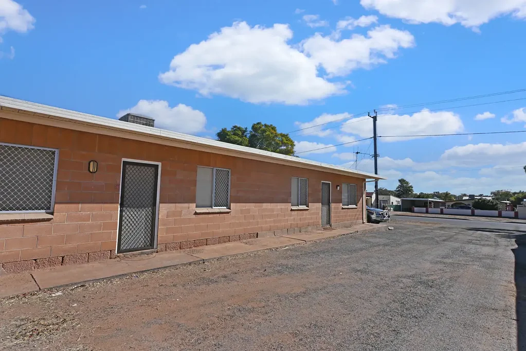 2 Bedroom Unit - West Location