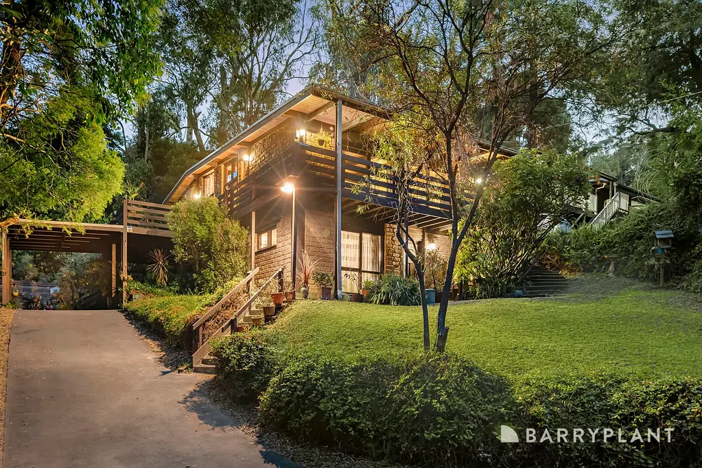 8 Claremont Avenue, The Basin, VIC 3154