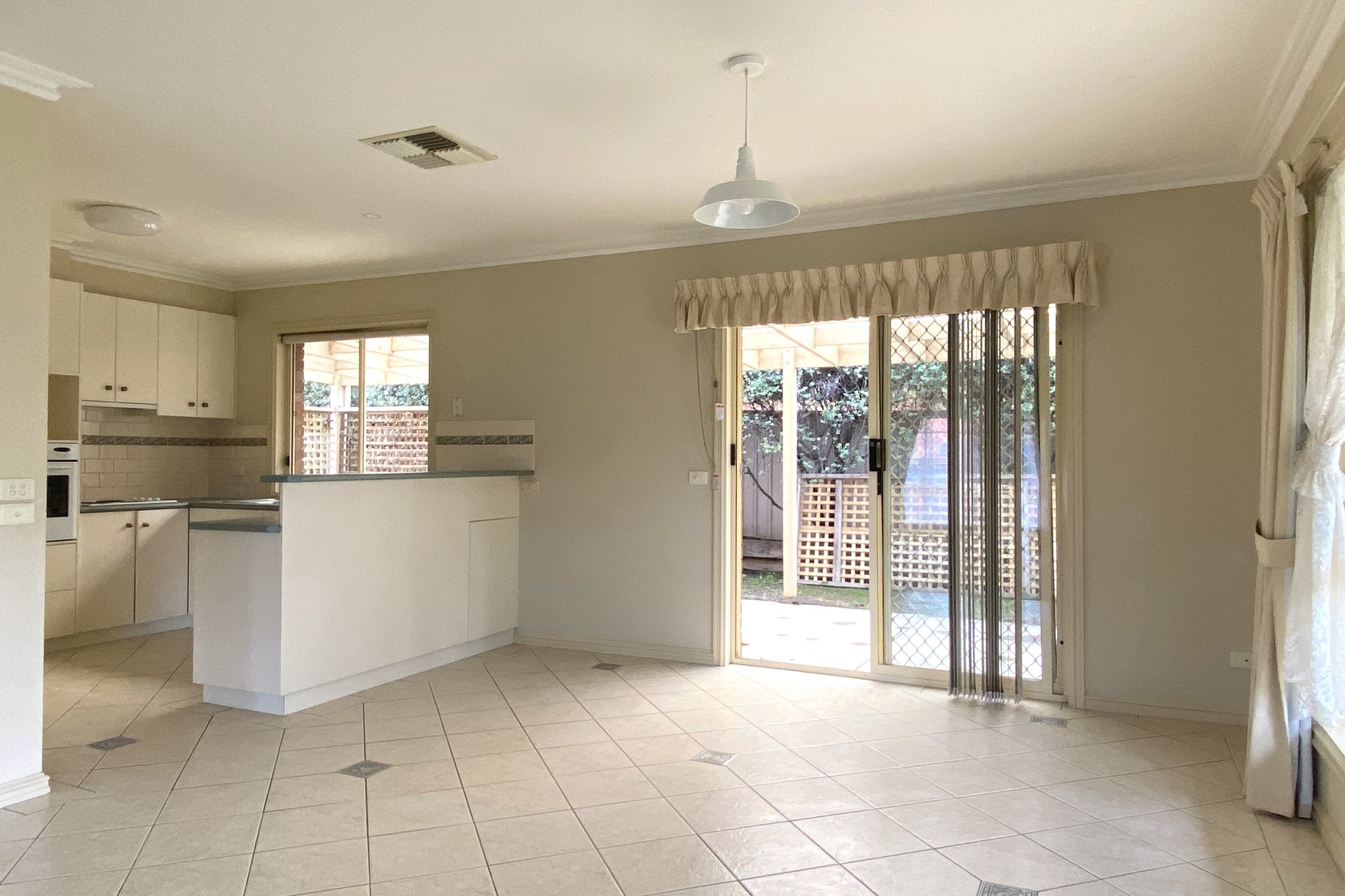 2 YURUNGA DR, MCKENZIE HILL VIC 3451, 0 Schlafzimmer, 0 Badezimmer, House