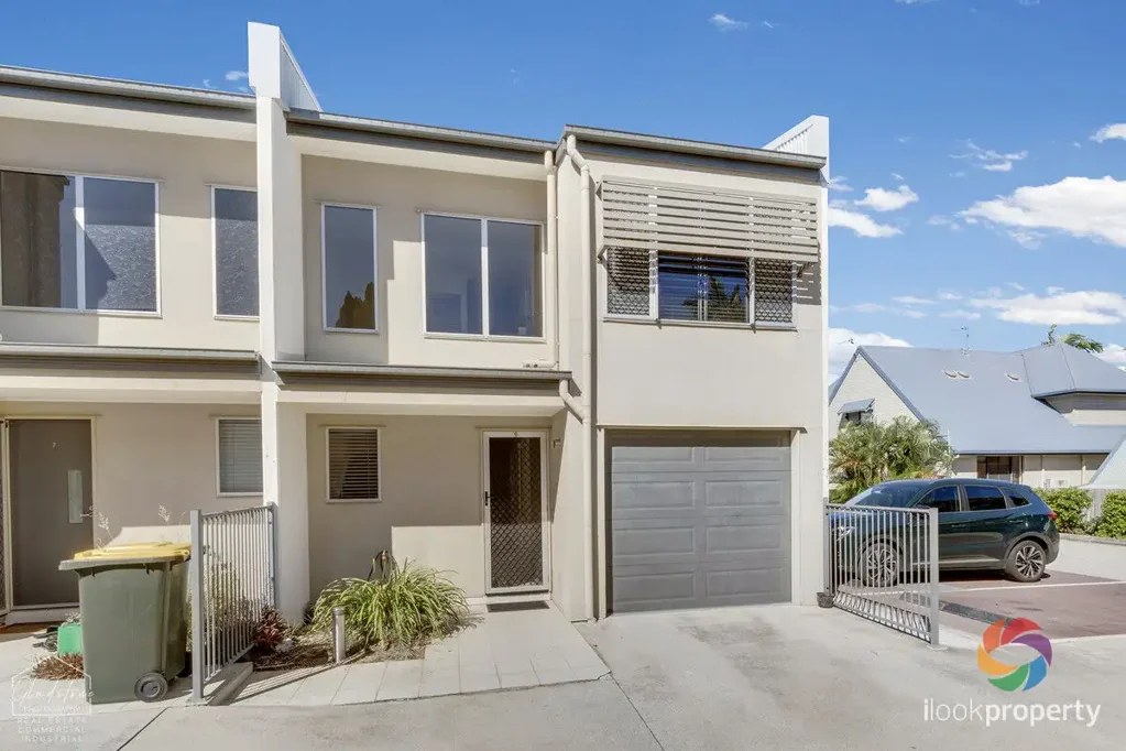 West Gladstone 3房  3 BEDROOM TOWNHOME CLOSE TO THE HOSPITAL