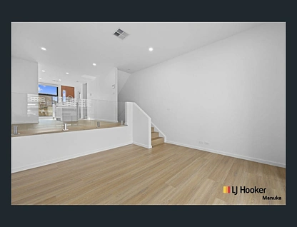 10/12 Ellison Harvie Close, Greenway, Tuggeranong District, 3 Schlafzimmer, 2 Badezimmer, Townhouse