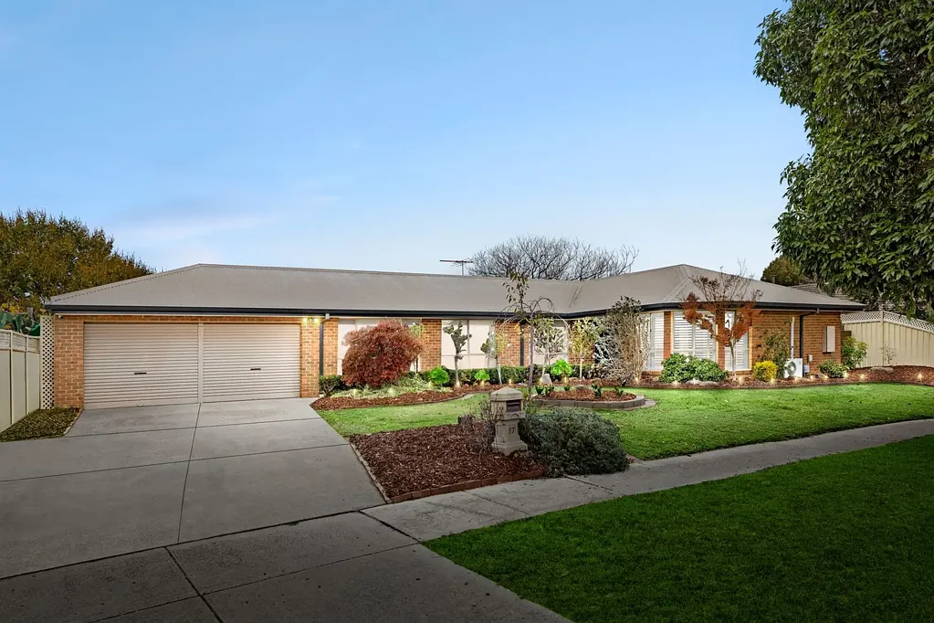 17 St Andrews Drive, Werribee, VIC 3030