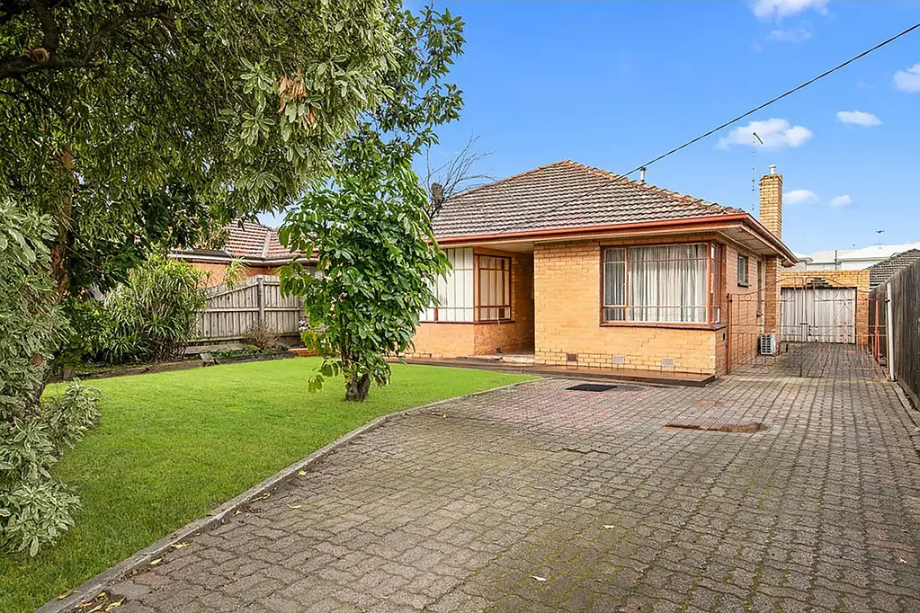 Altona North 3Kwarto Potential, properly positioned.