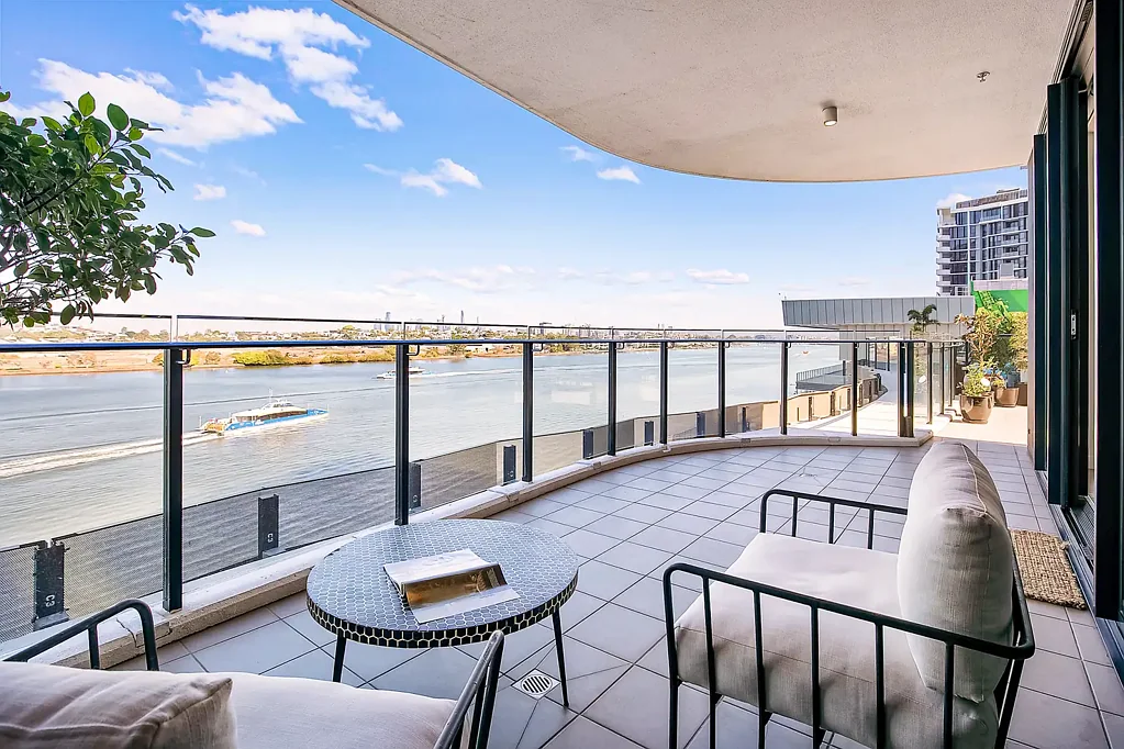 20310/7 Wharf Street, Hamilton, QLD 4007