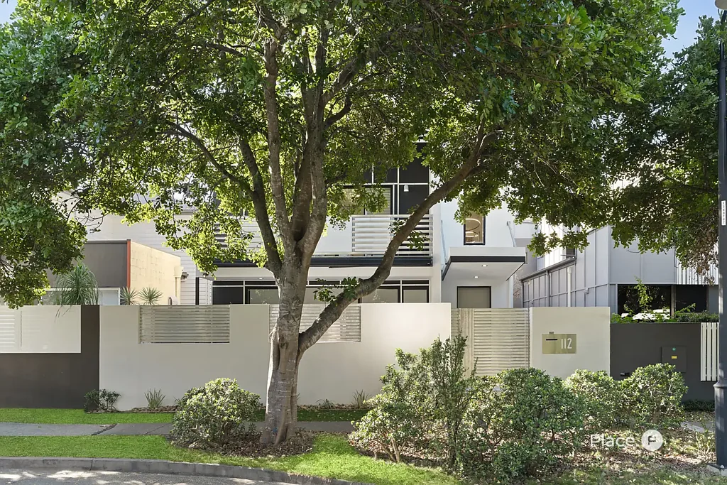 Bulimba 4બેડરૂમ Effortless Bulimba Living