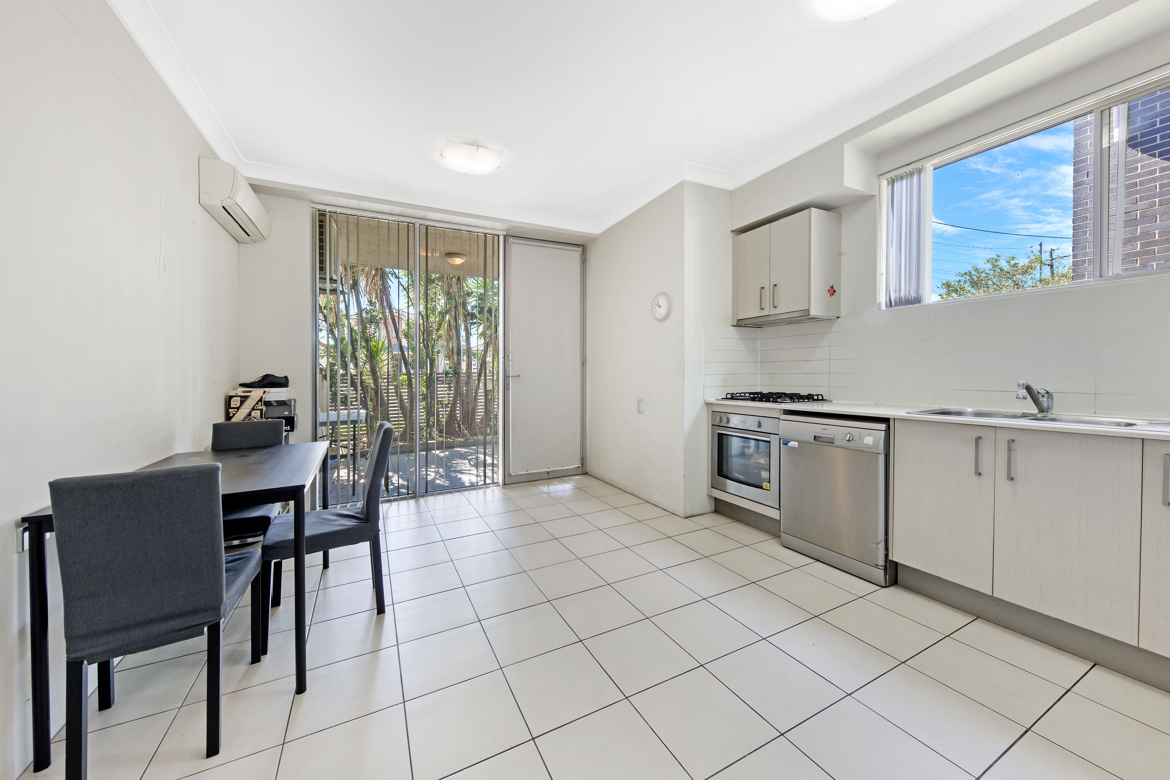 6-10 HYDE PARK RD, BERALA NSW 2141, 0 chambres, 0 salles de bain, Unit