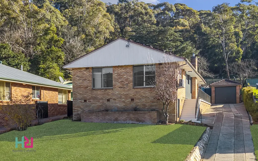 Lithgow 4ห้องนอน Fully Renovated Family Home with Views on 917sqm