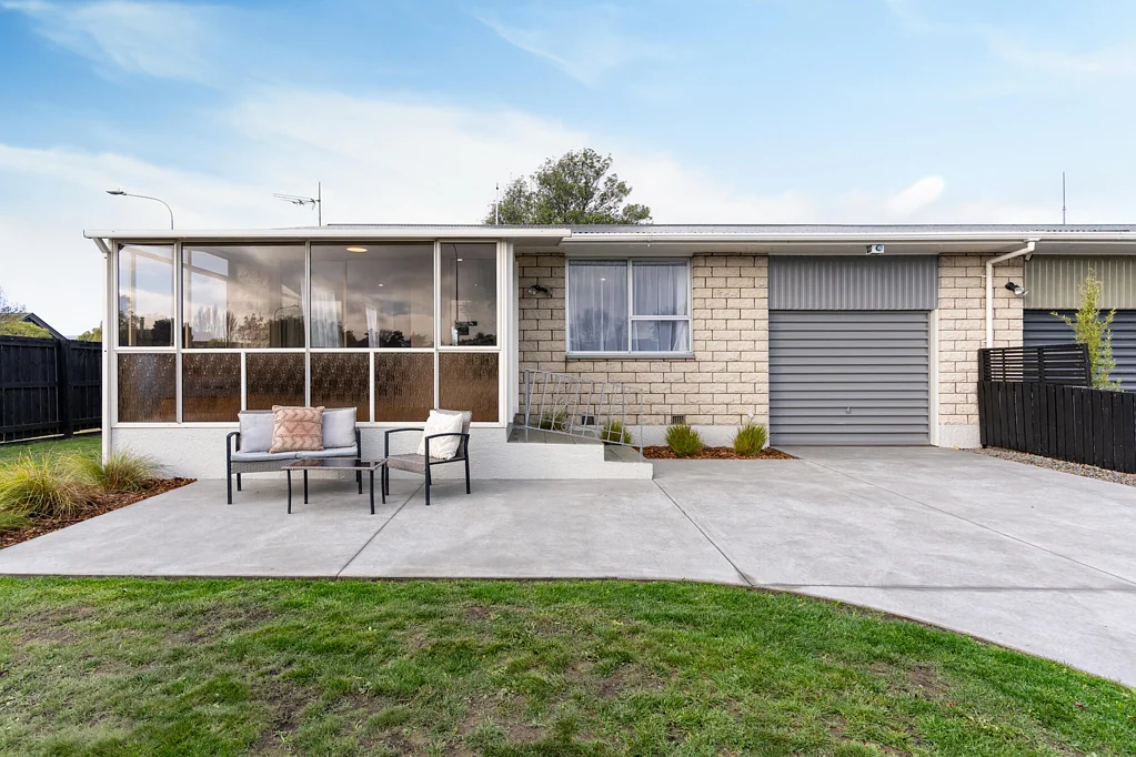 Woolston 2房  Fresh, Modern and Move-In Ready