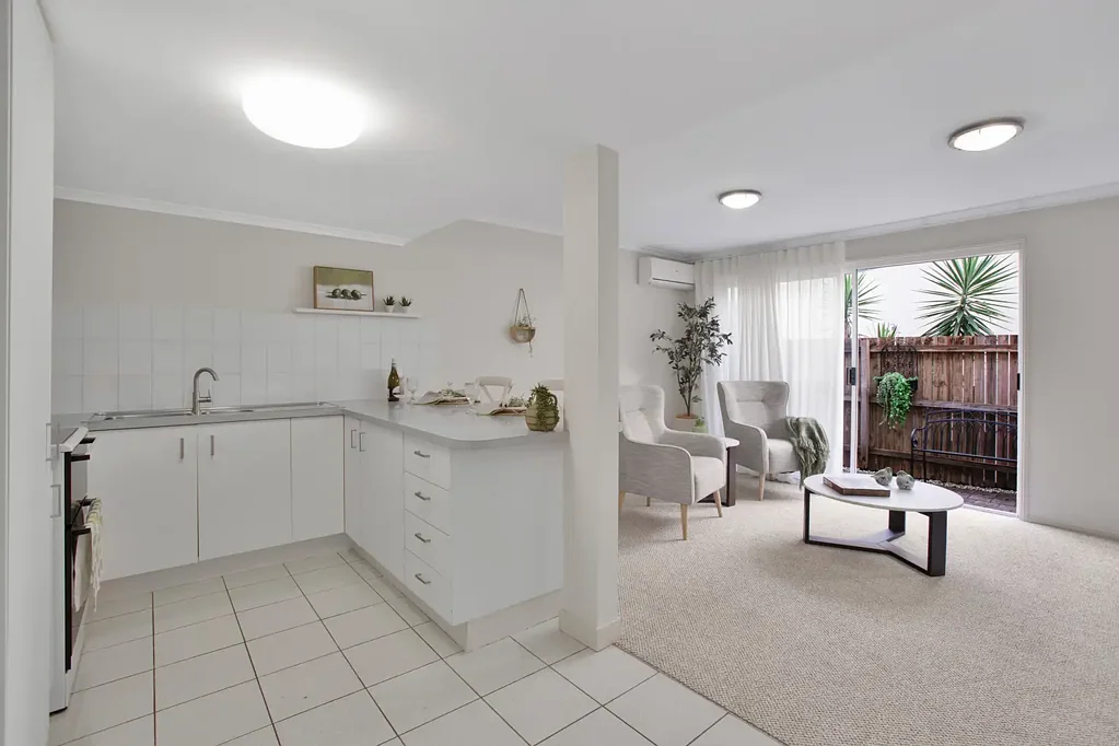 Maroochydore 2房  Beautifully Refreshed Townhouse in the Heart of Maroochydore