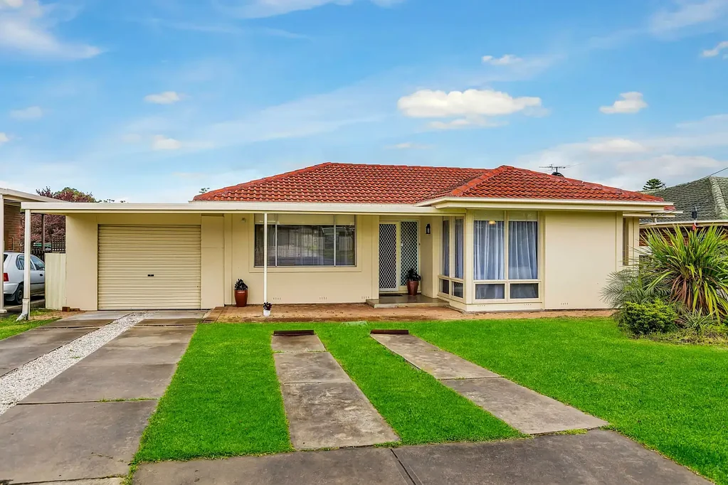Modbury Heights 4Phòng ngủ Flexible Future in a Family-Friendly Pocket – Renovate, Subdivide or Reimagine (STPC)