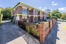 6/1A Shipherds Avenue, Epsom