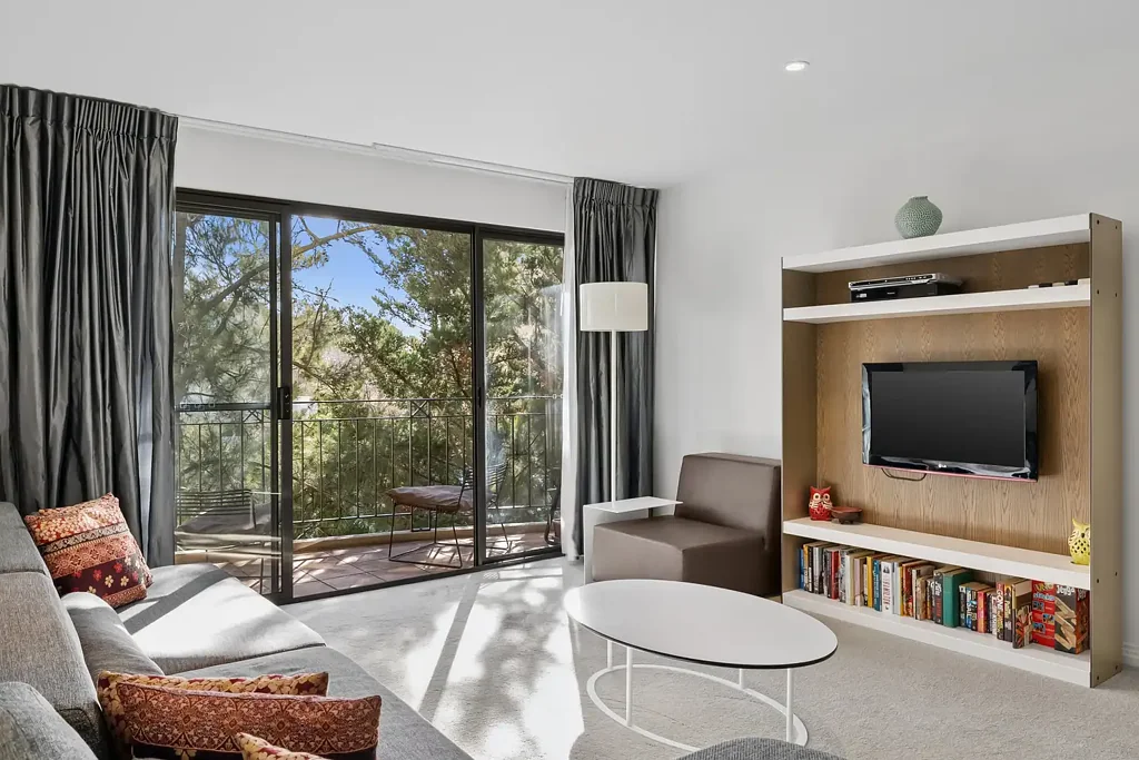 Kingston 3 Bedroom Light-filled and Spacious in Premium Location