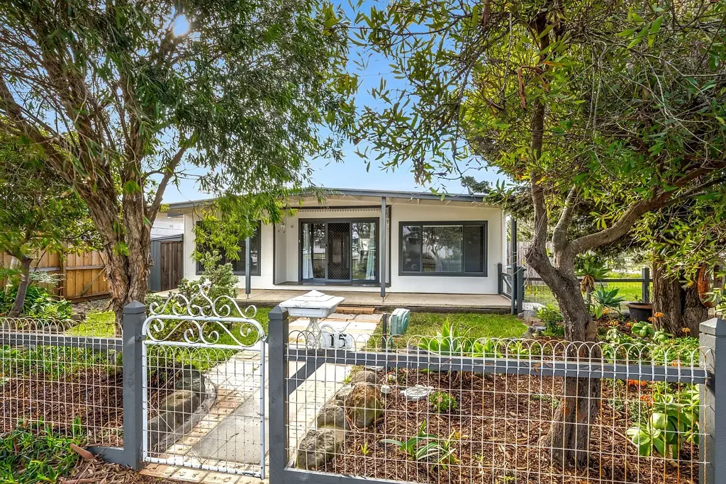St Leonards 4Zimmer The Perfect Beach House with room for the Boat or Caravan