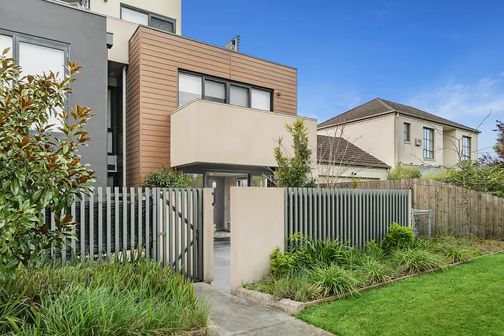 10/33 Queens Avenue, Doncaster, VIC 3108