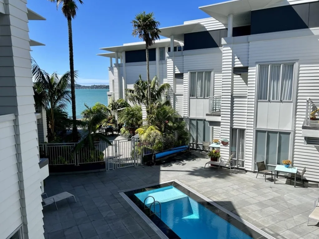 Paihia 2Phòng ngủ Beachside Bliss in Paihia - Waterfront Suites