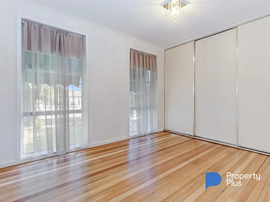 10 Hercules Street, Long Gully, VIC 3550, 3 phòng ngủ, 1 phòng tắm, House